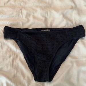 Black swim bikini bottoms, size 10